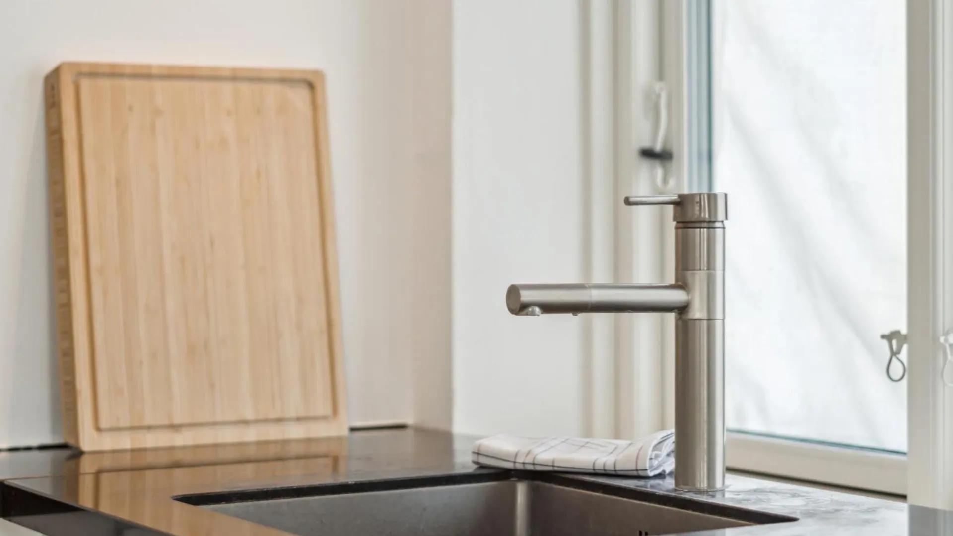 Come Stay In Laksegade: 1Br 300M From Kgs Nytorv Copenhagen Denmark