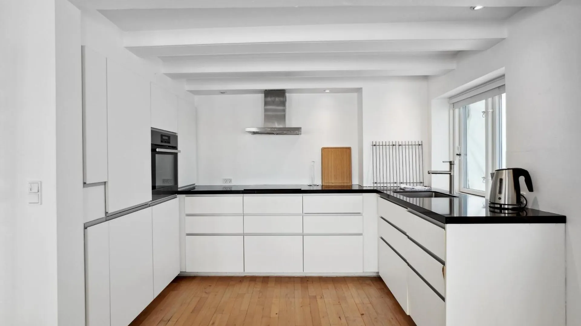 Come Stay In Laksegade: 1Br 300M From Kgs Nytorv Copenhagen Denmark